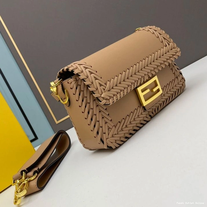 Cheap Baguette Stitching In Leather Fendi Bag Medium Apricot 0717